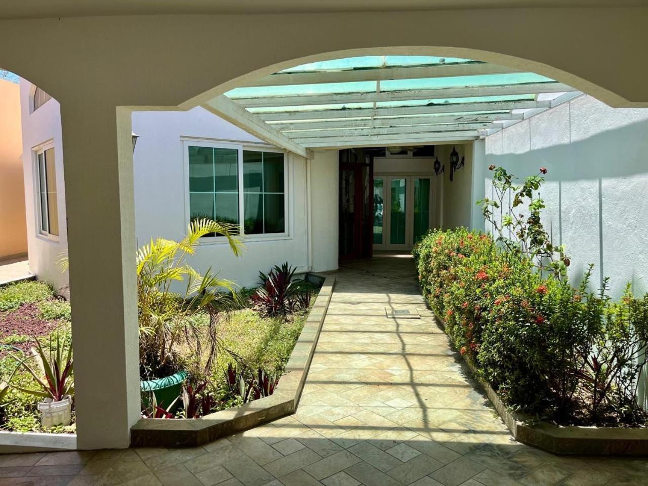 CASA con alberca, súper ubicación. Puerto de Veracruz Exterior foto